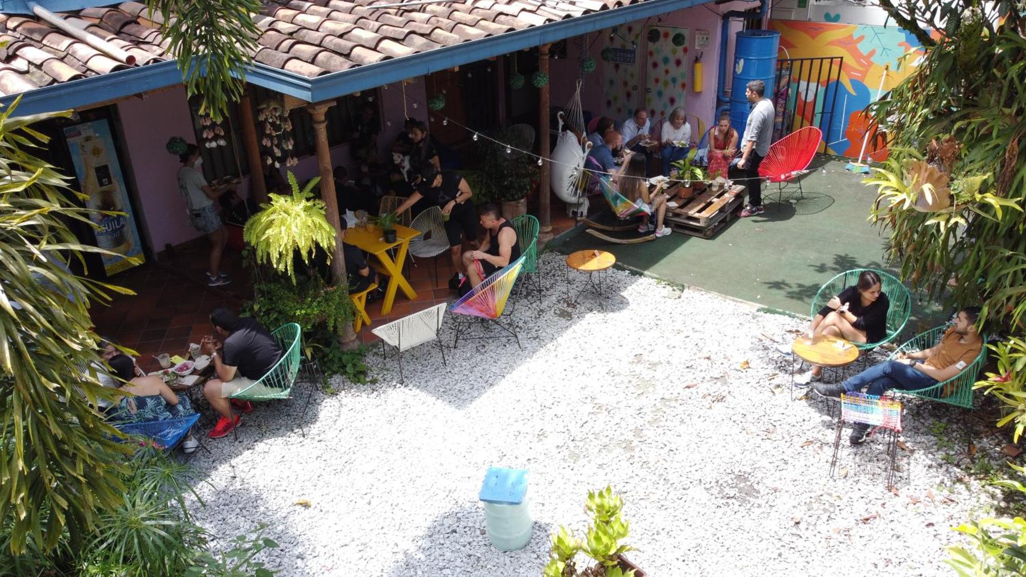 Yolo Hostel Medellín Exterior foto
