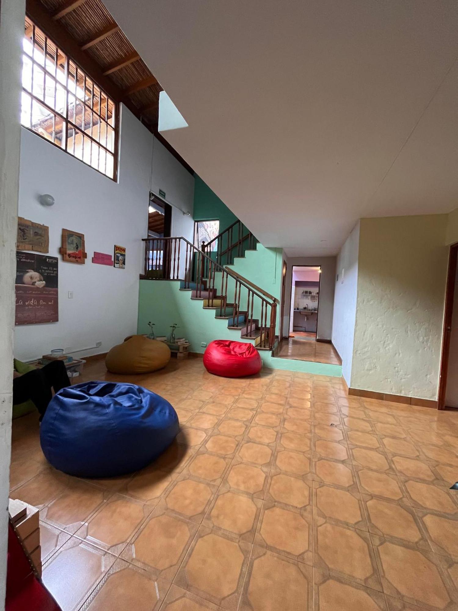 Yolo Hostel Medellín Exterior foto